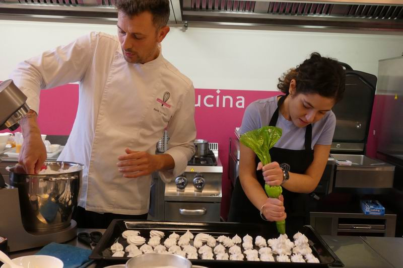 Otto_in_cucina_-_Pasticceria_Base_-_Lezione_1_-_2023-10-07-026.jpg