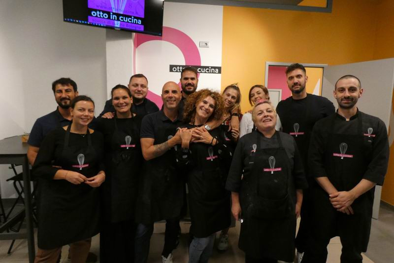 otto_in_cucina_-_corso_di_coppia_-_2023-10-05_000.jpg