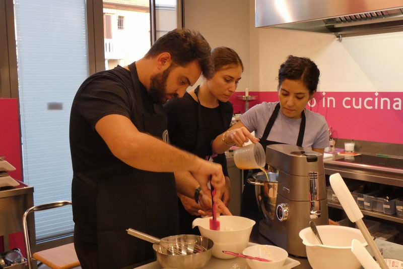 Otto_in_cucina_-_Pasticceria_Base_-_Lezione_1_-_2023-10-07-003.jpg