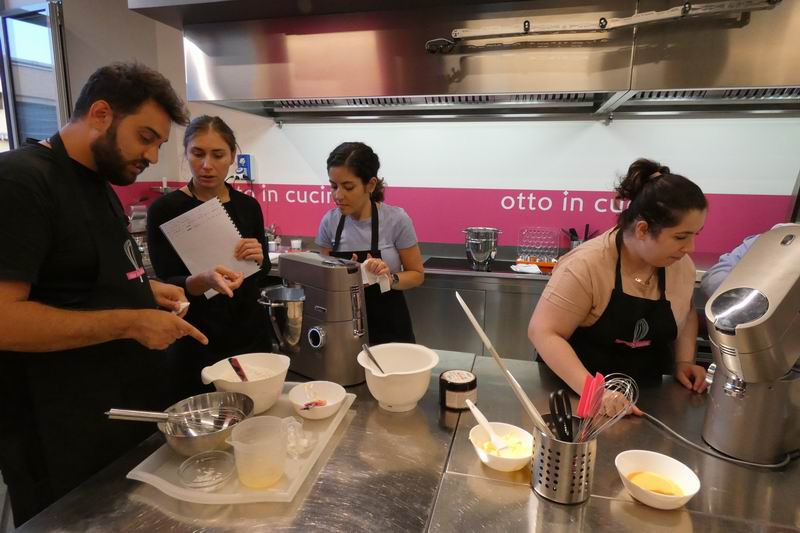 Otto_in_cucina_-_Pasticceria_Base_-_Lezione_1_-_2023-10-07-001.jpg