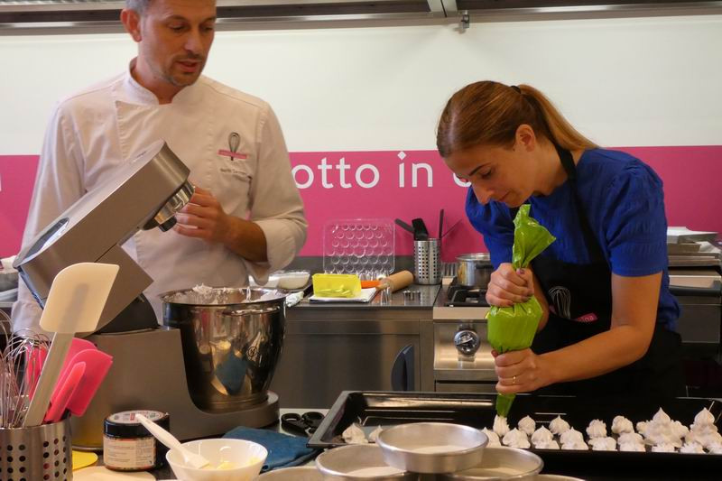 Otto_in_cucina_-_Pasticceria_Base_-_Lezione_1_-_2023-10-07-028.jpg