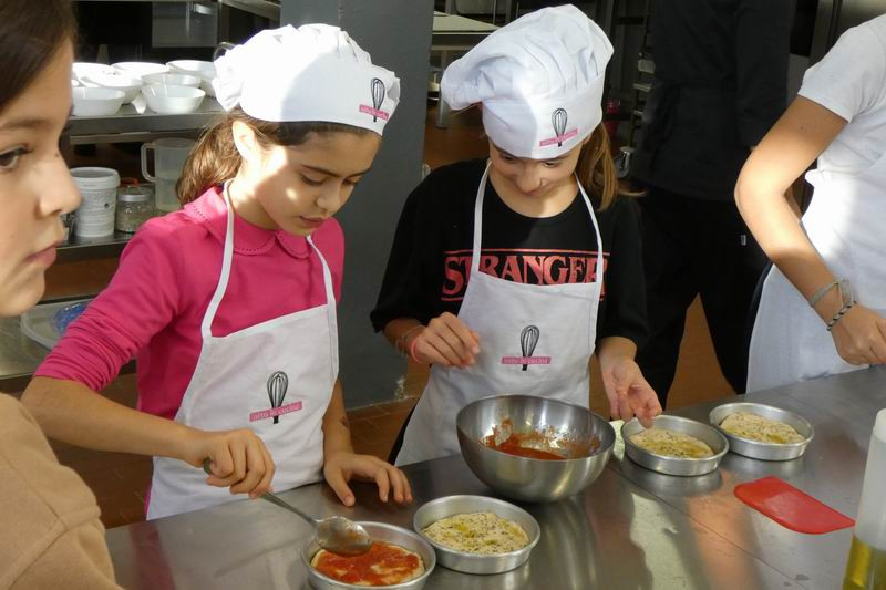 Otto_in_cucina_-_Pane_e_Pizza_bambini_-_2023-11-04-021.jpg