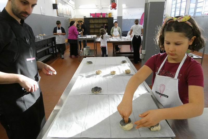 Otto_in_cucina_-_Pane_e_Pizza_bambini_-_2023-11-04-014.jpg