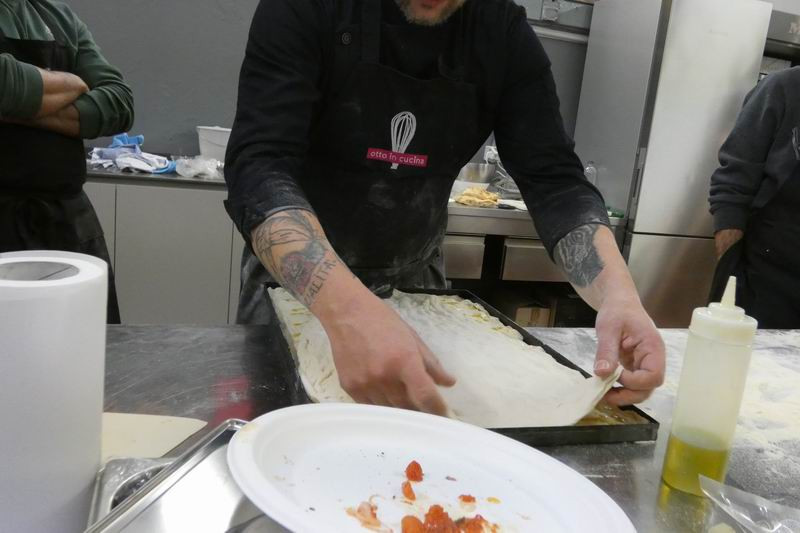 Otto_in_cucina_-_Corso_professionale_pizza_-_2023-02-27-003.jpg