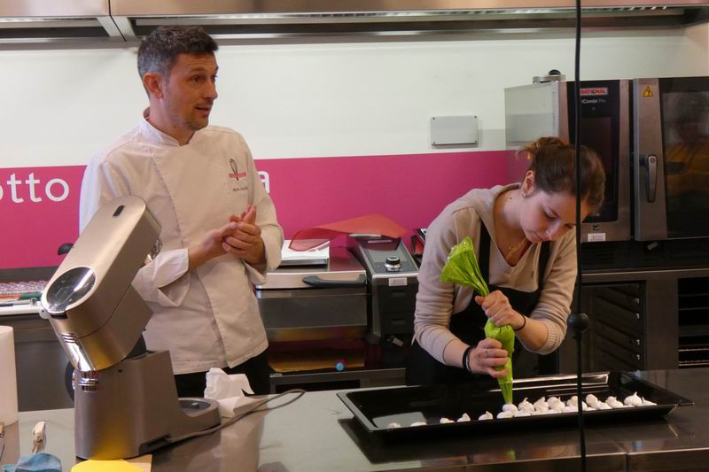 Otto_in_cucina_-_Pasticceria_Base_-_Lezione_1_-_2023-04-15-023.jpg
