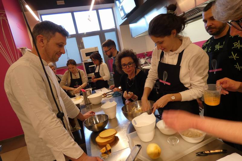 Otto_in_cucina_-_Pasticceria_Base_-_Lezione_1_-_2023-04-15-001.jpg