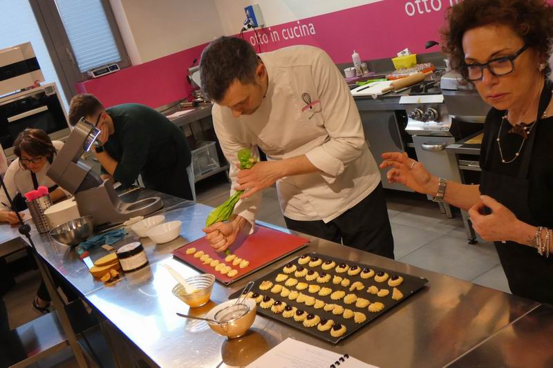 Otto_in_cucina_-_Pasticceria_Base_-_Lezione_1_-_2023-04-15-009.jpg