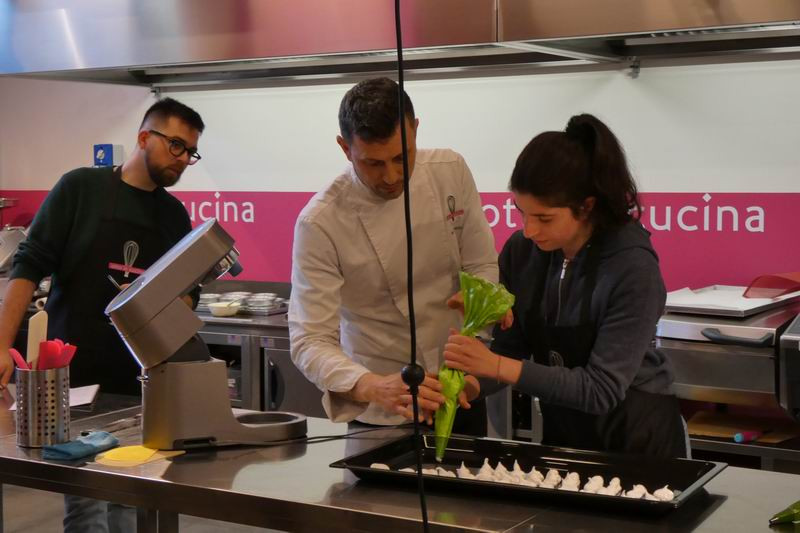 Otto_in_cucina_-_Pasticceria_Base_-_Lezione_1_-_2023-04-15-022.jpg