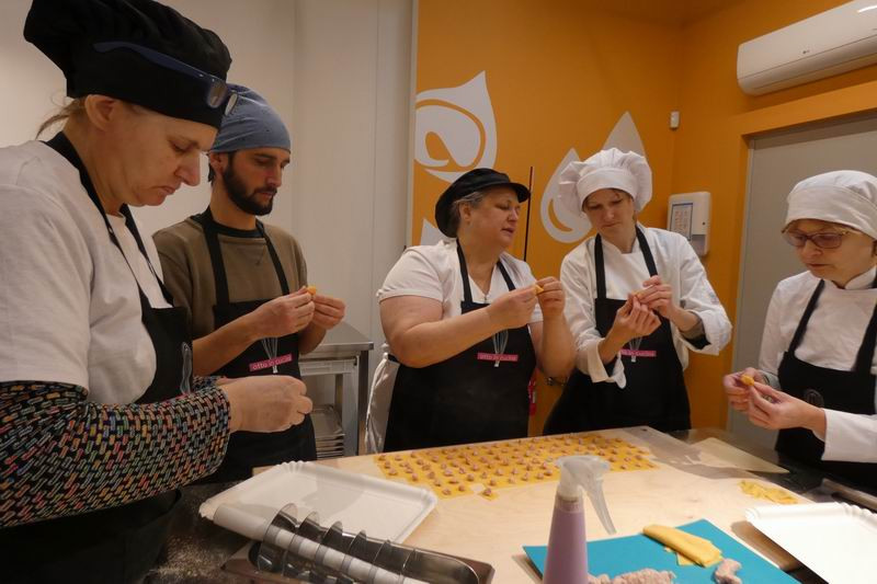 Otto_in_cucina_-_Corso_sfoglia_professionale_-_2024-01-22-004.jpg