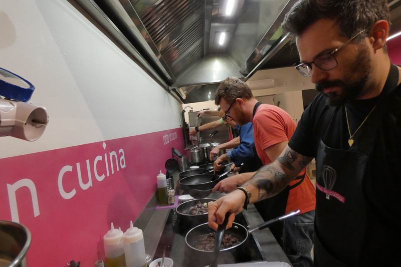 otto_in_cucina_-_corso_di_coppia_-_2024-04-05_004.jpg
