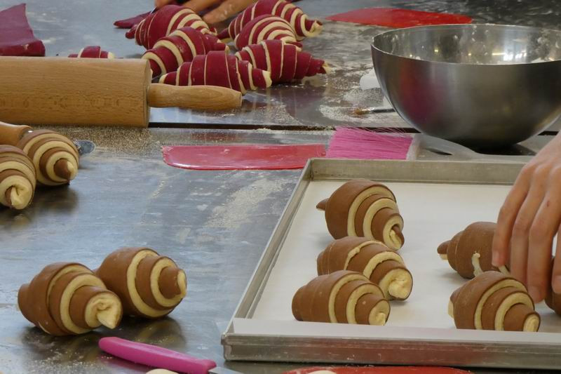 Otto_in_cucina_-_croissant_e_bomboloni_-_2025-10-11-010.jpg